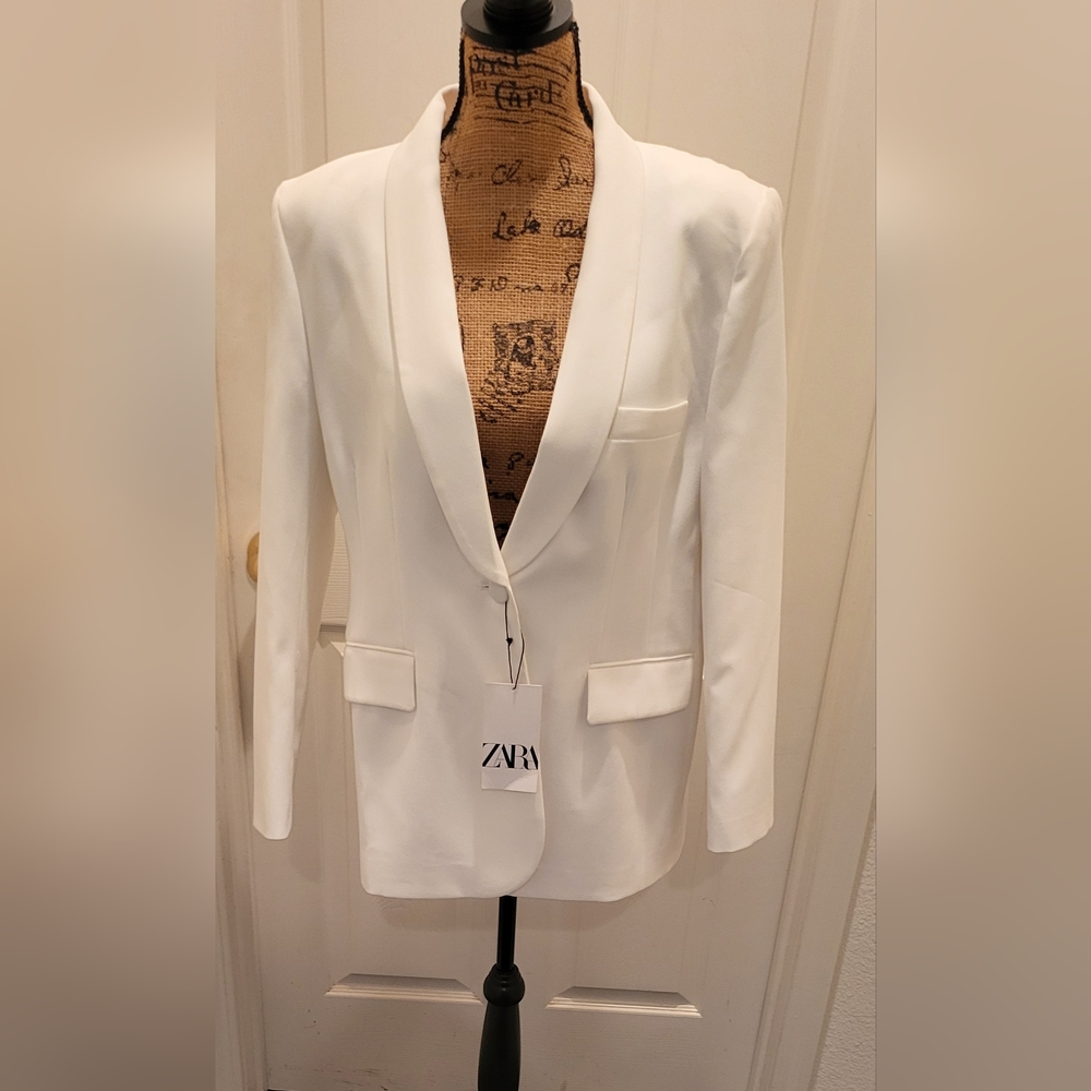 White Zara Blazer